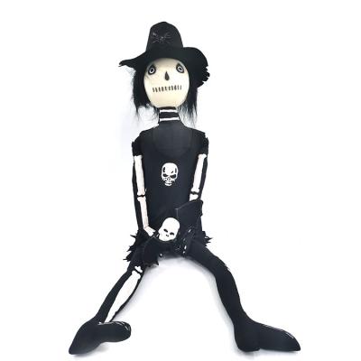 China Thriller Popular Decoration Cloth Yard Hats Halloween Horror Wearing Scary Doll for sale