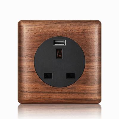 China High Hardness 13A UK Wall Socket With Thick Solid Wood Panel 86X86mm USB Socketes And Switches Spot Electrical Goods for sale