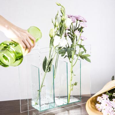 China Luxury Clear Acrylic Crystal Flower Vases For Home Rectangle Vase Custom Wholesale Acrylic Flower Stand Decor for sale