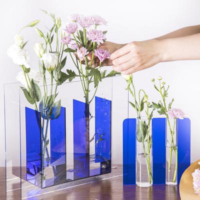 China CLASSIC Plexiglass Acrylic Wholesale Decor Vase Rectangle Acrylic Flower Vase For Hotel Home for sale