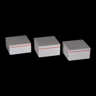 China Sustainable Custom Acrylic Box Candy White Acrylic Cube Gift Boxes With Lid for sale