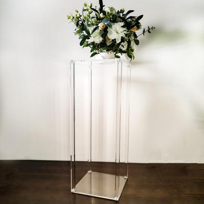 China Customized Modern Wedding Table Centerpiece Acrylic Column Road Lead Clear Pillar for sale