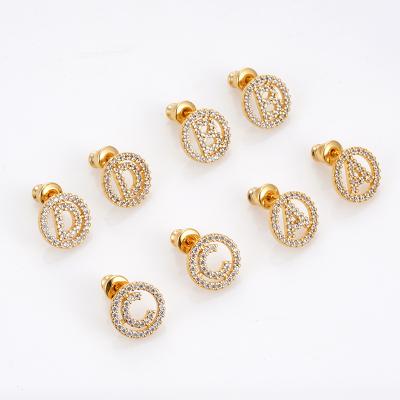 China 2021 ROMANTIC Fashion Jewelry 18 K Gold Plated CZ Brass Letter A-Z Earrings For Women for sale