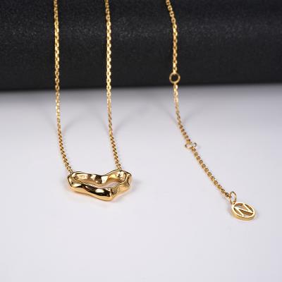 China FASHIONABLE Tasty 18K Gold Plated Stainless Steel Heart Shaped Necklace For Girls for sale