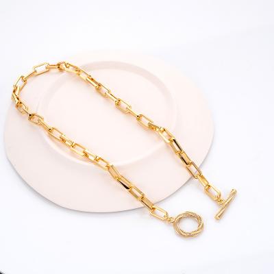 China NEC FASHIONABLE Chunky Chain Thick Handmade Twist Chain OT Link Chain OT Buckle Necklace Fashion Woman Gold Plating Pendant for sale