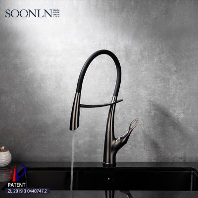 China Silicone Kitchen Faucet Modern Design Adjustable 2 Functions Pull Out 1 Hole Kitchen Water Sink Faucet Faucet for sale