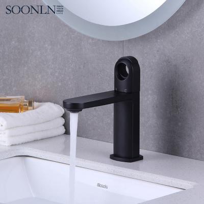 China Modern Design Basin Faucet Bathroom High Quality Luxury Water Faucet for sale