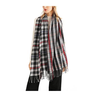 China Newest Women's Newest Women's Plaid Stripe Autumn And Winter Neckline Stripe Youth Size 100% Custom Made Polyester Short Scarf Soft Warm Scarf for sale