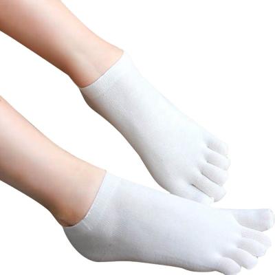 China Sanshou Breathable Yoga Boots Solid Color Breathable Soft Touch Women Cotton Toe Socks for sale