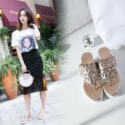 China Fashion Trend 2022 New Summer Women Wedge Heel Sandals Flip Flop Slippers Around Toe Outdoor Walking Shoes Fashion Crystal Sweet Slippers for sale