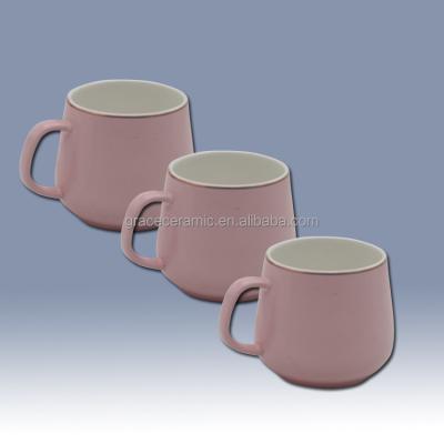 China 2022 Sustainable Gold Rim Light Pink Ceramic Fine Porcelain Round Custom Shape Personalized Coffee Mug for sale