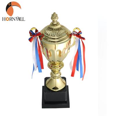 China Custom Free Design Promotional Trophy Manufacturer China Metal Award Trophy Football Plastic Badminton Trophy for sale