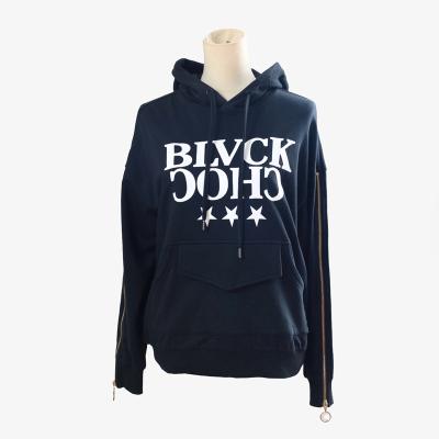 China MOQ 500PCS Anti-wrinkle OEM fashion woman loose pullover with hood sweatshirt black hooded pullover for sale