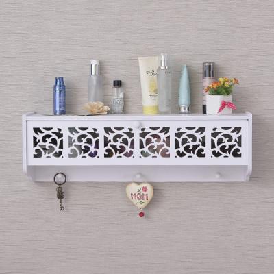 China G0224 Carved Cut Out White Home Decor Shelf Wall Hanging Shelf Decoration Modern Wooden Wall Rack Products for sale