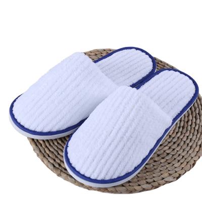 China 100% Cotton Open/Narrow Toe Waffle Embroider Narrow Toe Slippers Unisex Exclusive For Hotels Spas Gold Embroidery for sale