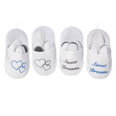 China Winter Big Toe Felt Slippers Indoor Family Coral Warm Closed Unisex Narrow Fleece Overall for sale