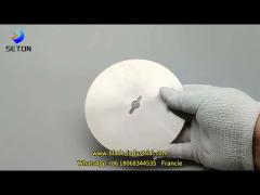 What materials are round blades made of