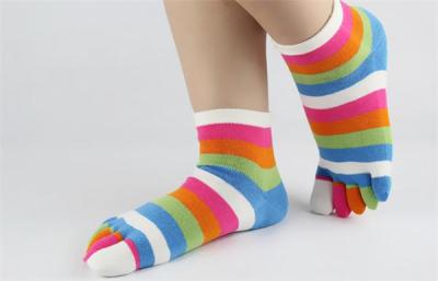 China Women's colorful socks with five toes for sale