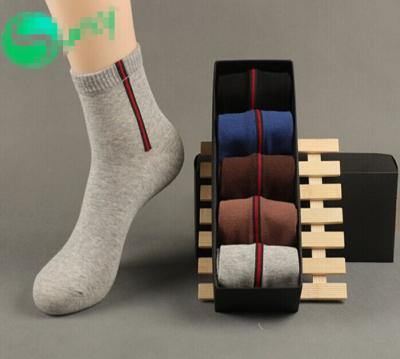 China Mid-calf length socks for men for sale