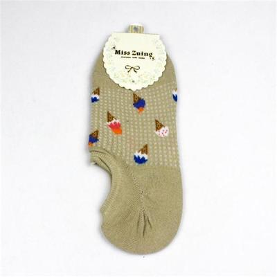 China Colorful design no show socks for women for sale