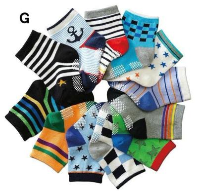 China Anti-slip knitted colorful design breathable terry cotton boys socks for sale