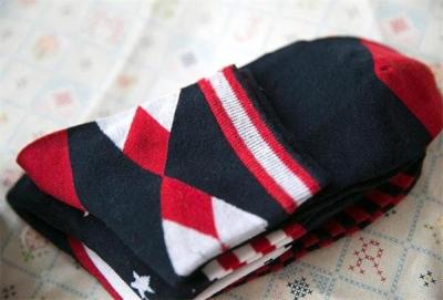 China 2015 Newest national flag design AZO-free durable cozy high warmth dress socks for men for sale