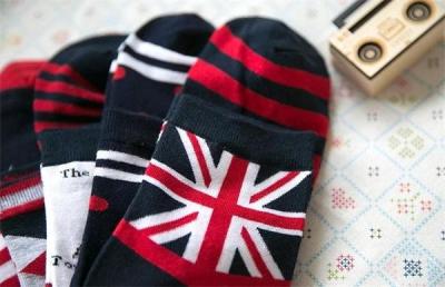 China Elegant UK national flag design eco-friendly durable cozy OEM thick wearing socks for men for sale