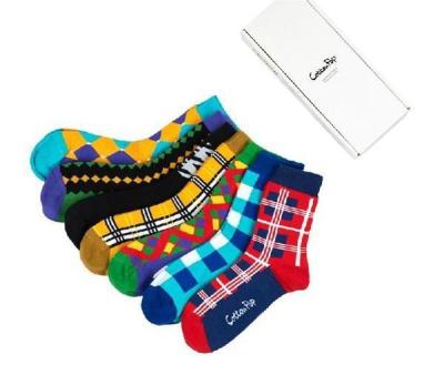 China Elegant fashion plaid patterned design autum casual breathable OEM cotton socks for men for sale