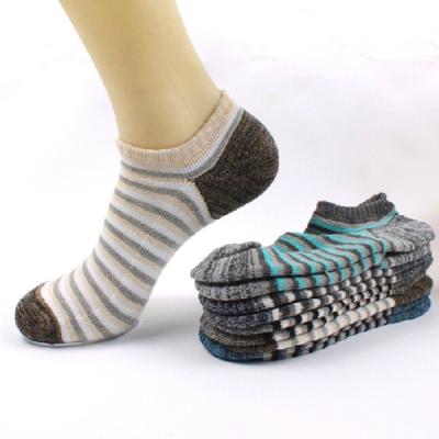 China Elegant top selling custom striped comformtable low cut/no show/invisibale socks for sale