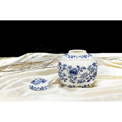 China Elegance Printed Flower Urn High Quality American Style Blue Ceramic Handmade Porcelain Urn for sale