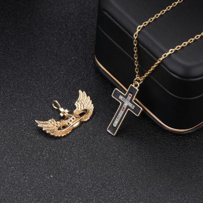 China FASHIONABLE Wholesale Christian Religious Catholic 14K Gold Plated High Quality Enamel Cross Pendant for sale