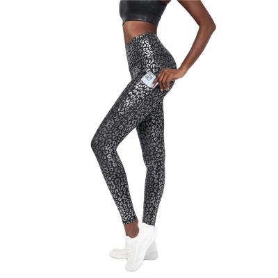 China Wholesale Breathable Women's High Waisted Black Leggings With Silver Leopard 7/8 Tights With Side Pockets Yoga Pants for sale