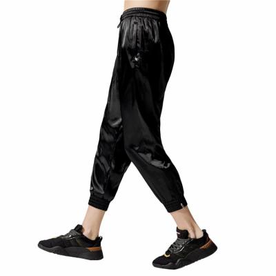 China Hip Hop Sweatpants Anti-UV Girls Shape Gym Wear Testing Silk Sweatpants Plus Size Sportswear for sale