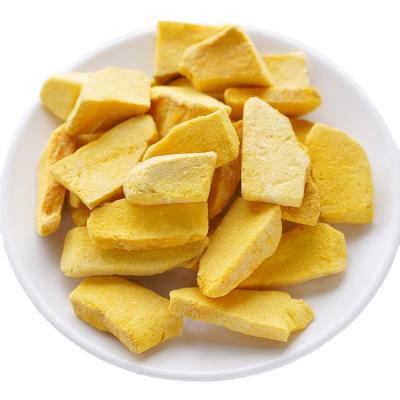 China Healthy Snack Dry Bulk Packing Crispy Freeze Dried Mango for sale