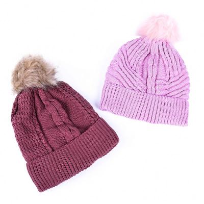 China COMMON Hot Women Pom Knitted Beanies Hats Custom Made Sale Winter Sport Men for sale