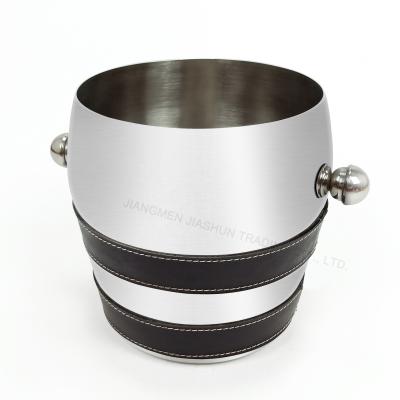 China Sustainable Morden Double Layers Design Stainless Steel Ice Buckets Luxury Leather Coolers for sale