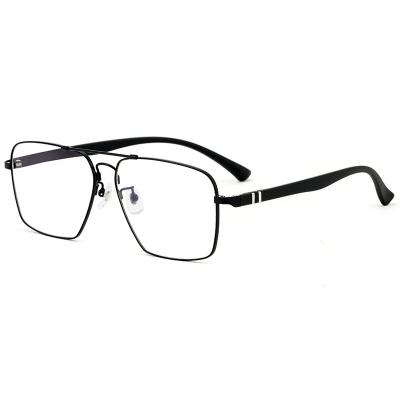 China 8227New Fashionable Ultra Light Men's Double Beam Frame Retro Large Titanium Alloy Myopia Glass Frame for sale