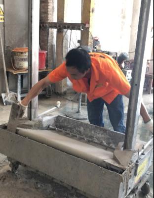 China 2018 Stainless Steel Render Brick Block Wall Plastering Rendering Machine with Gypsum cement clay morta for sale