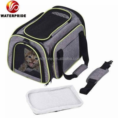 China 2021 Custom Made Breathable Travel Dog Safety Bag Cat Carrier Tote Bag Luxury Breathable Pouch for sale