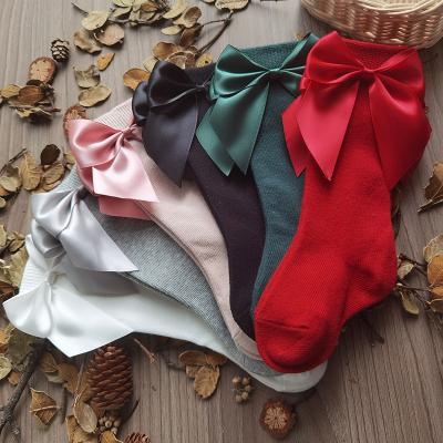 China Hot Selling Breathable Baby bumps Red Newborn Soft Cute Cotton Socken Long Baby Knee Sock Christmas Toddler High Bow Big Sock for sale