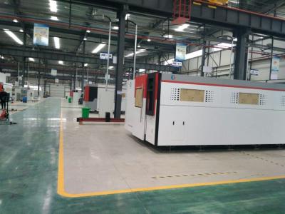 China ±0.05mm High Precision Sheet Metal Laser Cutting Machine with Raytools Laser Head for sale