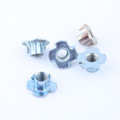 China Heavy Industry Tee Nuts with Pronge  DIN1624 for sale