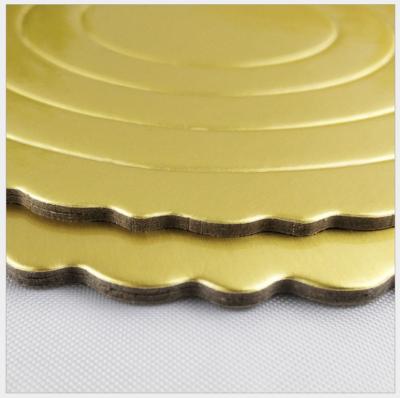 China Thick Mousse Cake Boards Gold Paper Cheese Card Base Recyclable Gold Birthday Cake Baking Hard Pad for sale