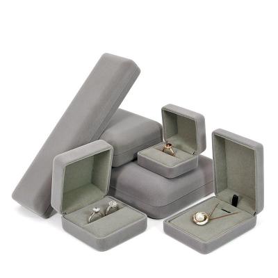 China High Quality Modern Elegant Fashion Velvet Jewelry Packaging Box Jewelry Storage Box Set for sale