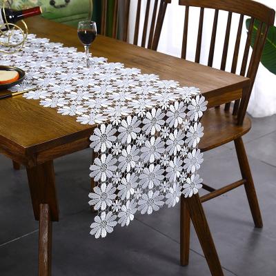 China Jacquard Crochet Lace Flower Table Runner Handmade Rectangle Embroidered Table Runner for sale