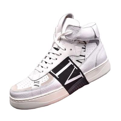 China Damping Famous Designer Sneakers Mens Genuine Leather Luxury Shoes for sale