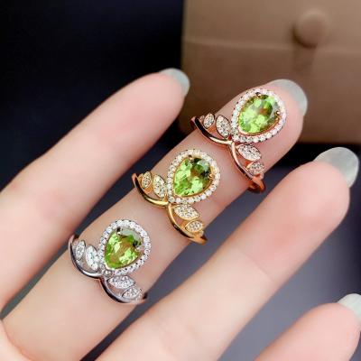 China Wholesale 925 Sterling Silver Olivine RING 1.8 Carat Casual/Sporty Natural Women Olivine Boutique Jewelry Wholesale for sale