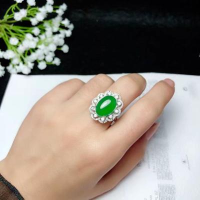 China Hot Selling Style 925 Sterling Silver 5 Carat Simple Gemstone Women's Casual/Sporty Natural Green Chalcedony Ring Jewelry for sale