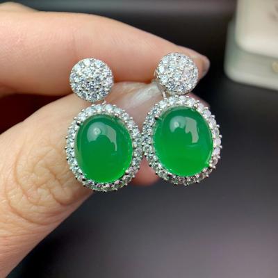 China Ethnic Natural Green Color 925 Sterling Silver Simple Chalcedony Earrings Beautiful Price Grants for sale