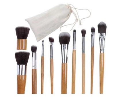 China Soft Hair 7 Pcs Cute Cartoon Beauty Make Up Brushes To Machine Powder Eyeshadow Cosmetic Makeup Brush Set for sale